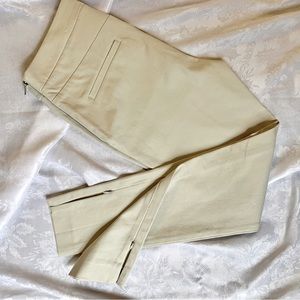 Anne Taylor women’s side zip pants with zips at the ankle. Women’s size 4